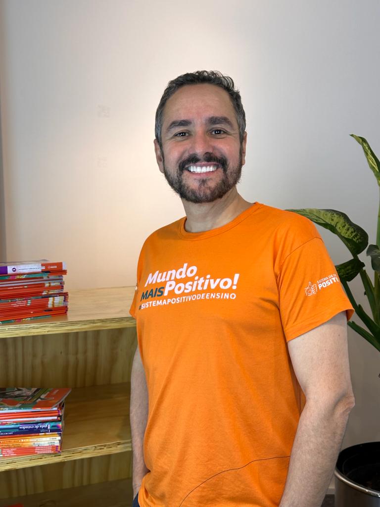 Sicredi lança jogo na plataforma Roblox sobre educação cooperativa - O  Diário de Curitiba