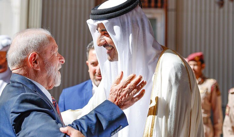 Lula e Emir do Catar ajustam ampliação do comércio bilateral