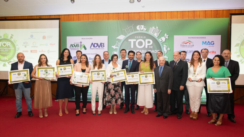 Empresas e personalidades recebem prêmio por práticas ESG