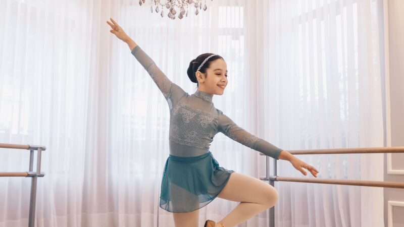 Jovem bailarina carioca completa um ano na Escola Bolshoi