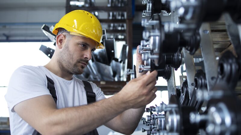Manutenção industrial garante eficiência operacional