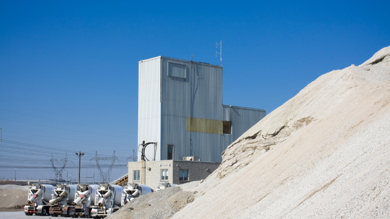 Relatório aponta dados da produção de cimento no Brasil