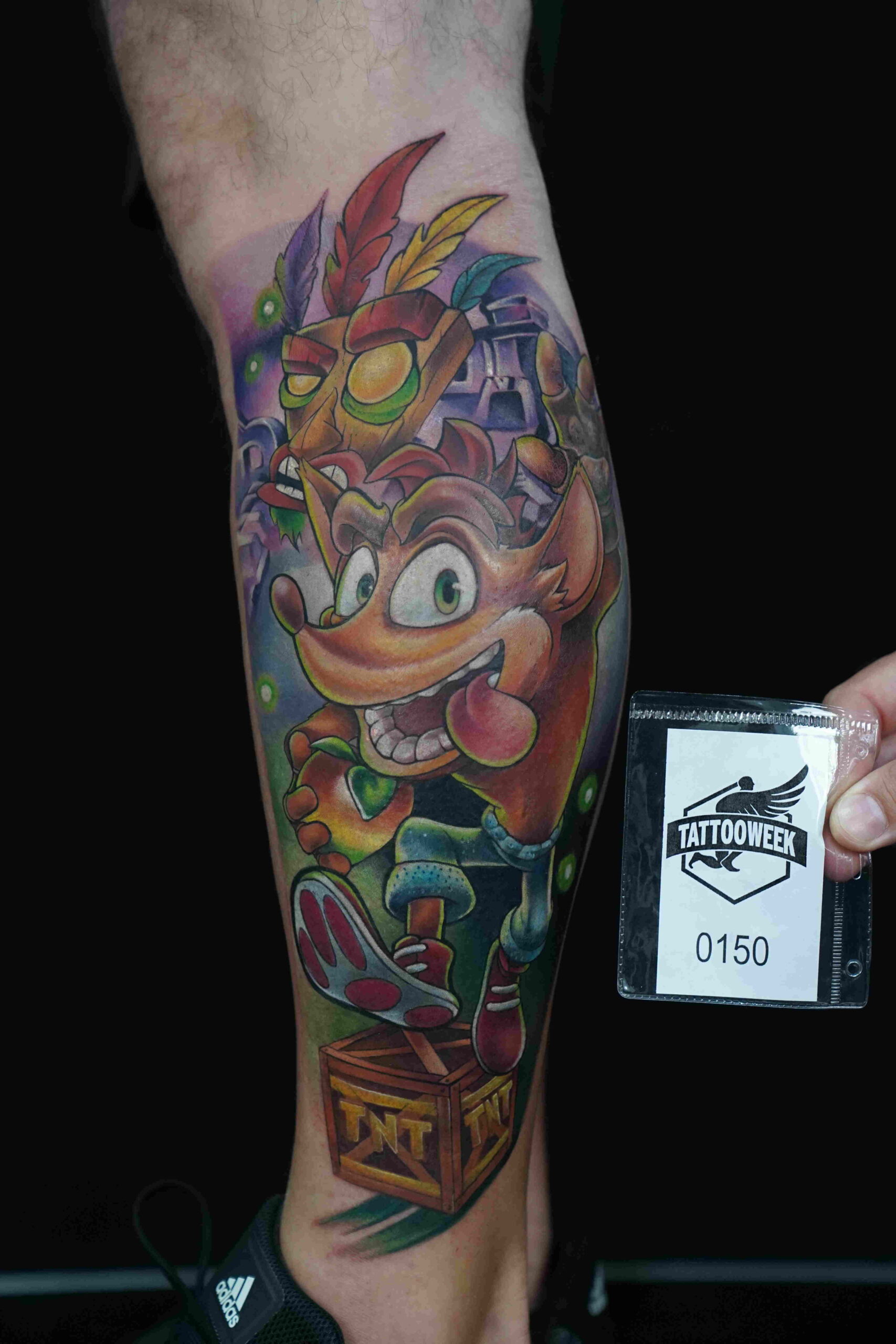 Tatuadora gaúcha Karen Techi é a campeã da 11ª Tattoo Week Rio