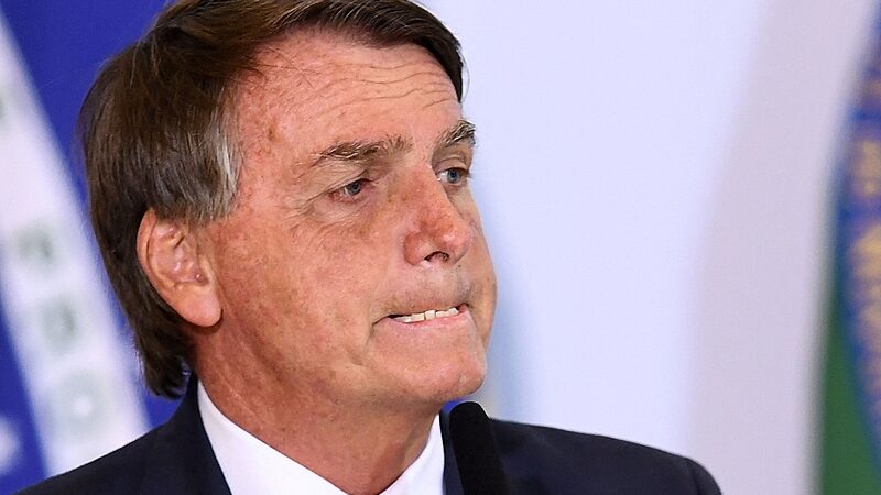 Bolsonaro perderá o título de  Cidadão Honorário do Paraná