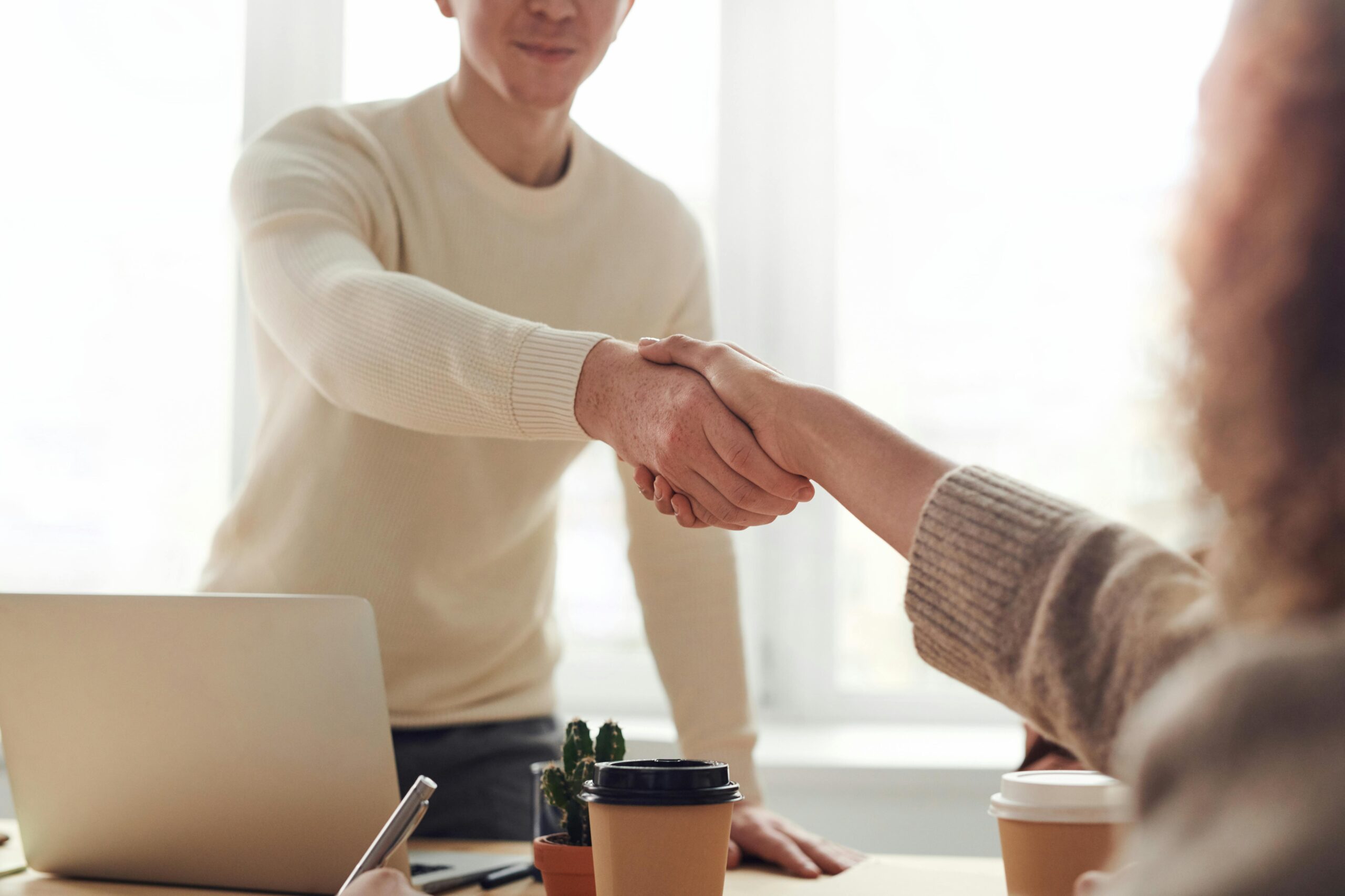 Psicóloga orienta sobre inovação para aumentar as chances de emprego na Páscoa