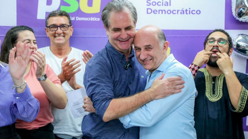 PSD de  Ulisses Maia e Ratinho Junior abraça Scabora