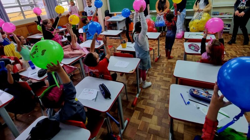 Aeroflex comemorou o Dia das Crianças com ação especial na Escola Municipal Álvaro Borges