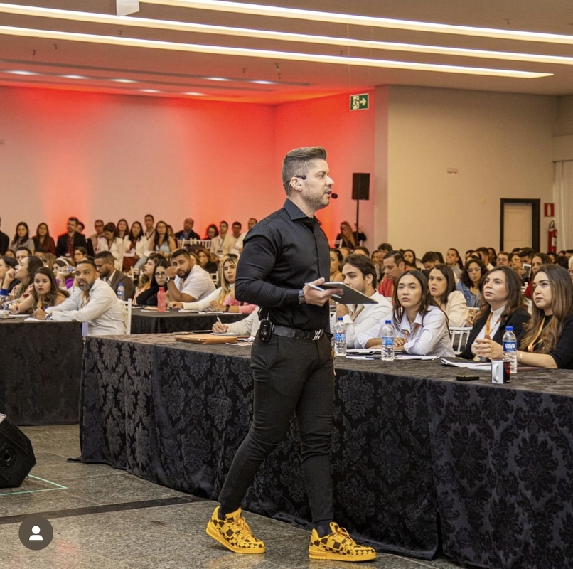 Treinamento de vendas pode ajudar negócios