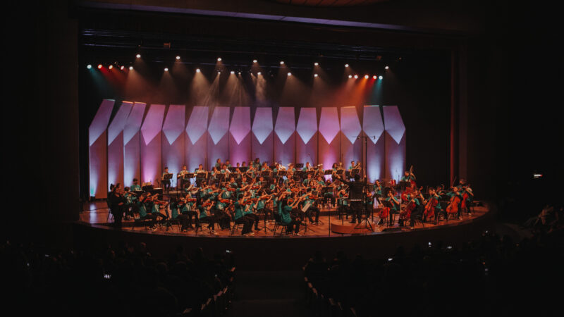 Orquestra Infantil Alegro promove concerto de Natal gratuito para 2.400 pessoas em Curitiba