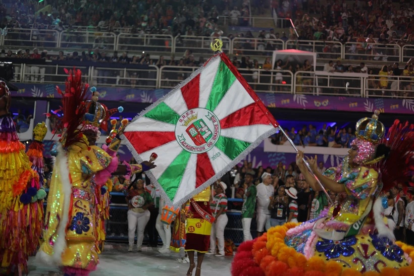 Grande Rio traz folclore para a avenida no Carnaval 2025