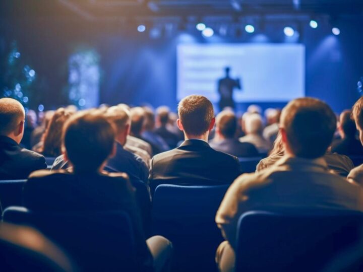 Com IA e debates sobre o setor, SOMA Contábil estreia em SP