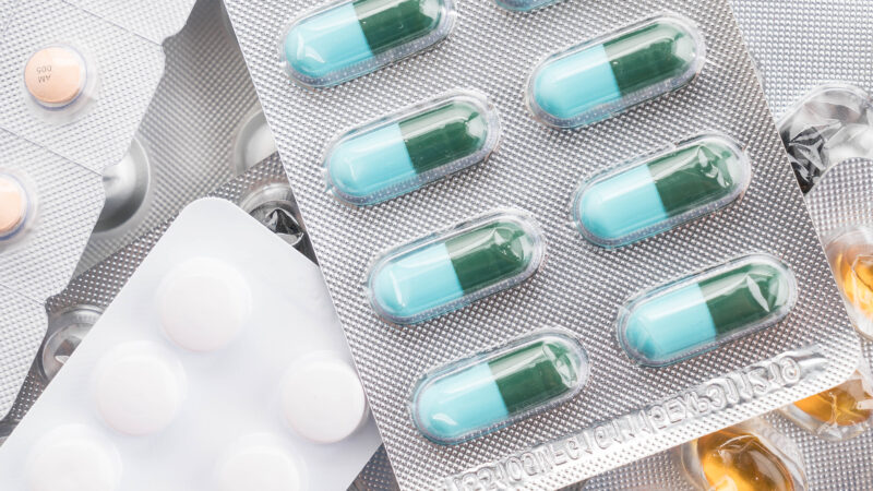 Dia Nacional do Medicamento Genérico destaca economia e acesso à saúde