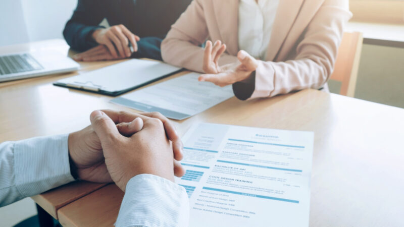 Brasil é destaque em contratações internacionais