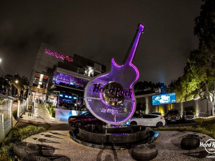 Hard Rock Cafe Curitiba celebra Dia dos Namorados com casamentos estilo Las Vegas