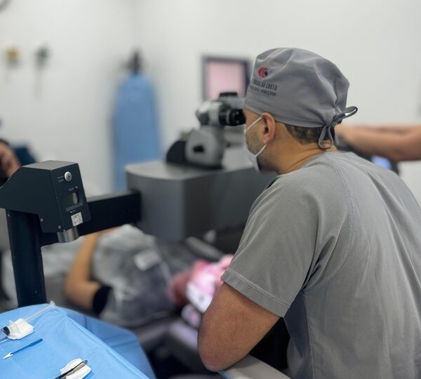 Cirurgias reduzem dependência de óculos e lentes de contato
