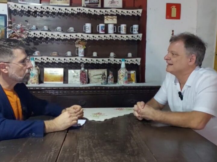 Podcast conecta cultura e debate o presente e futuros possíveis