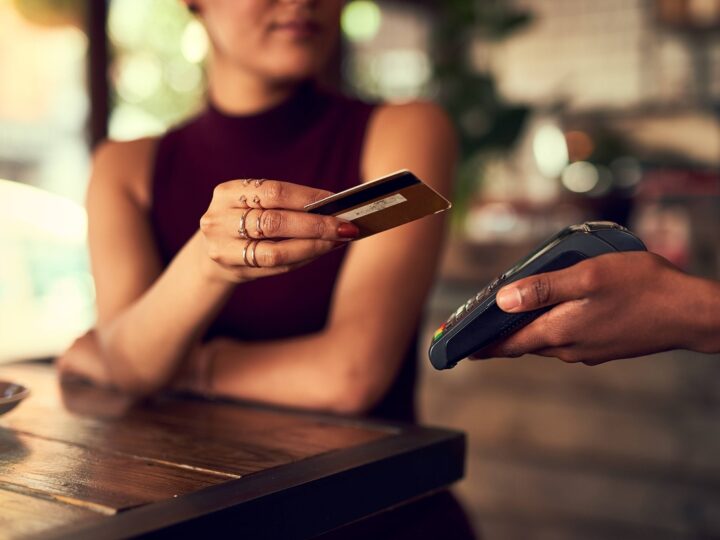 RecebeAqui lança solução de IA para pagamentos digitais