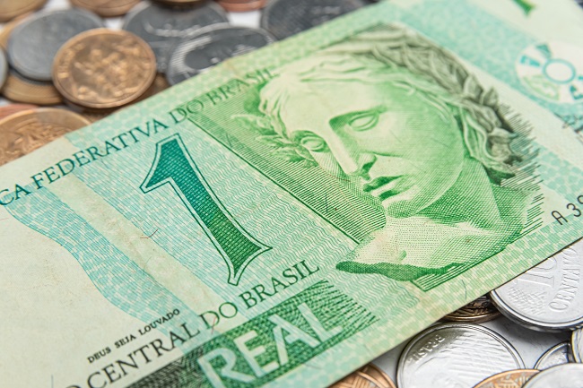 Juros a 15%: empresários recorrem a imóveis para fugir de capital de giro abusivo