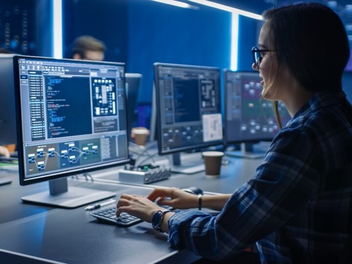 32% das empresas planejam adotar IA na folha de pagamento