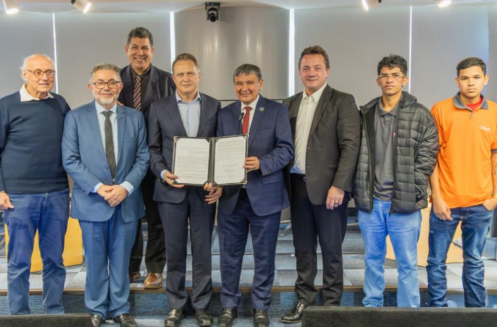 JBS firma convênio com o governo federal para oferta de emprego a beneficiários do Bolsa Família