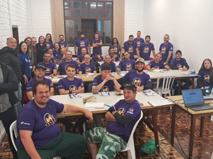 Ilha de Superagui recebe pela primeira vez capacitação gratuita em empreendedorismo com premiação para três participantes