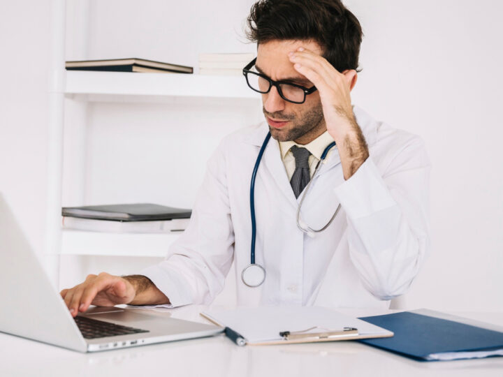 Abusos na residência médica: profissionais possuem direitos