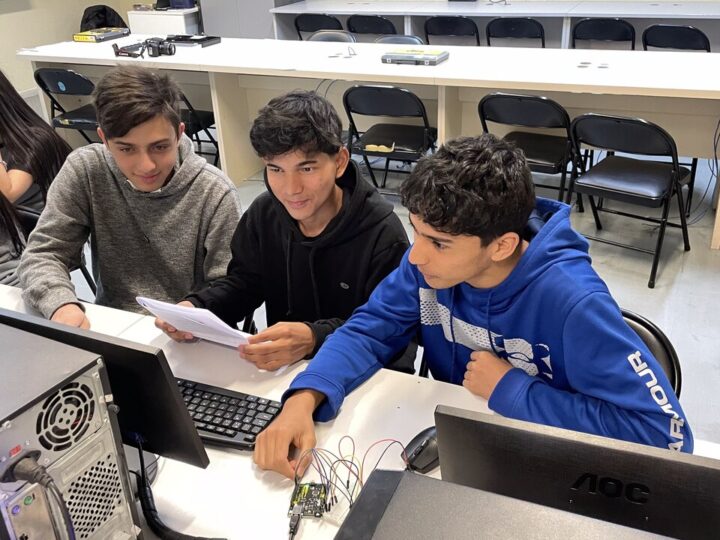 Inscrições abertas para bolsas de estudos a novos alunos no Colégio Sinerge