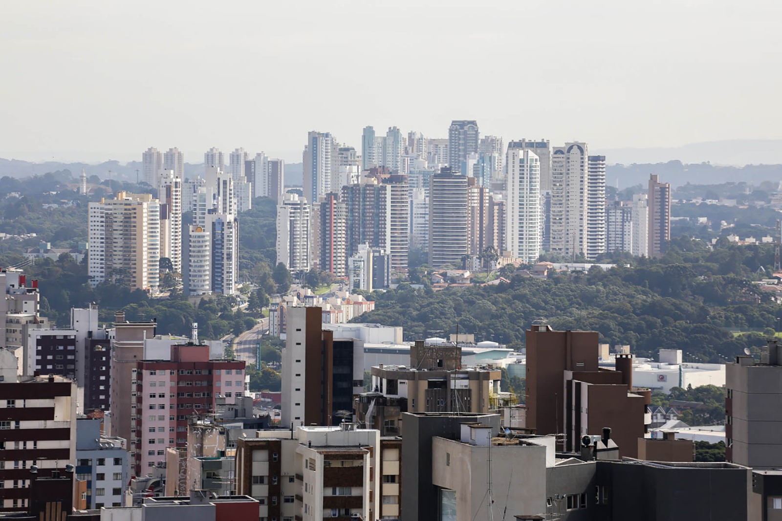 Secovi-PR promove debate sobre transparência do cadastro imobiliário em Curitiba