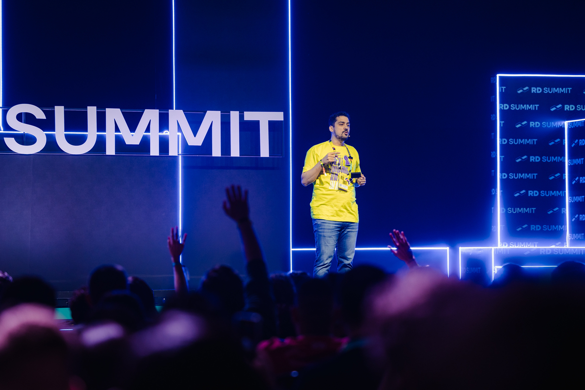 RD Summit: Theo Orosco lidera Masterclass prática de Vendas