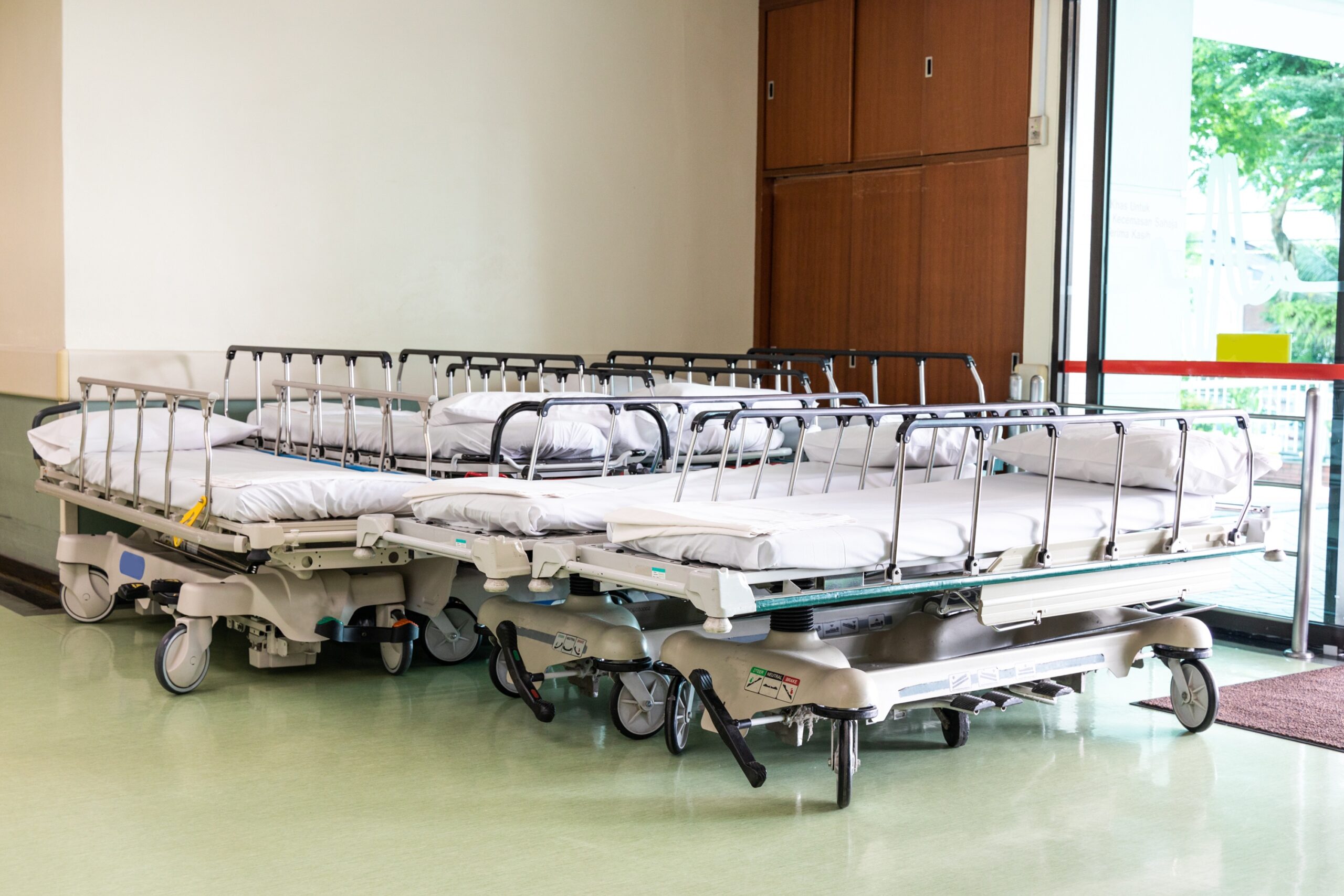 Saiba onde doar cadeiras de rodas e macas hospitalares em Curitiba
