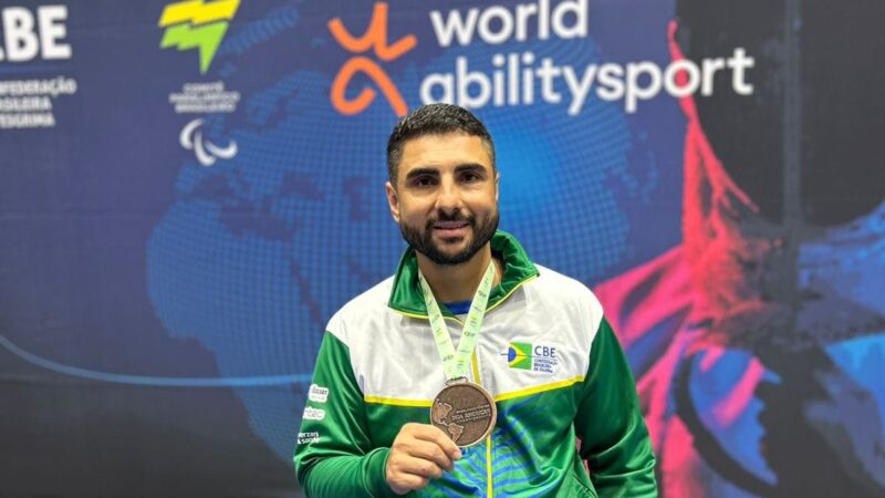 A virada de Izaías Monteiro na paraesgrima: paranaense estará na Copa do Mundo da Tailândia