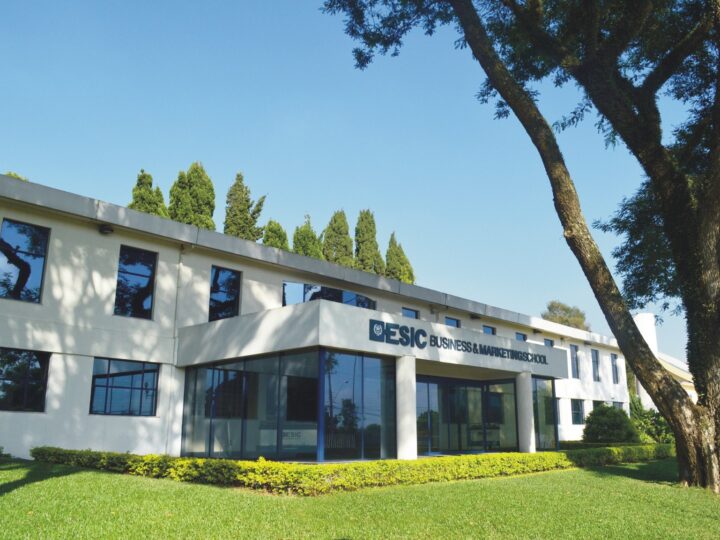 ESIC Internacional abre inscrições para o Vestibular de Verão 2026 com cursos nota máxima no MEC e bolsas de até 100%