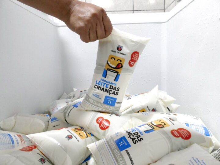 Projeto propõe ampliar faixa etária do Programa Leite das Crianças no Paraná