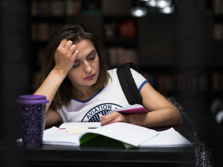 Burnout estudantil: como lidar com a exaustão às vésperas do Enem
