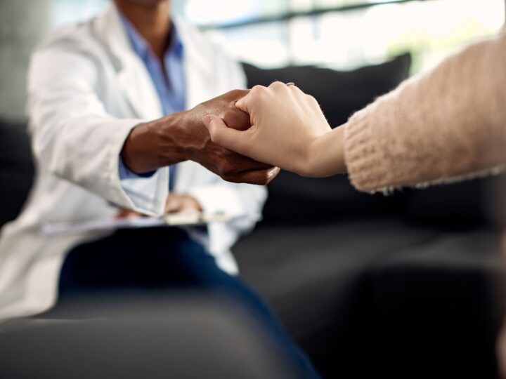 Sobrecarga médica reacende debate sobre direitos