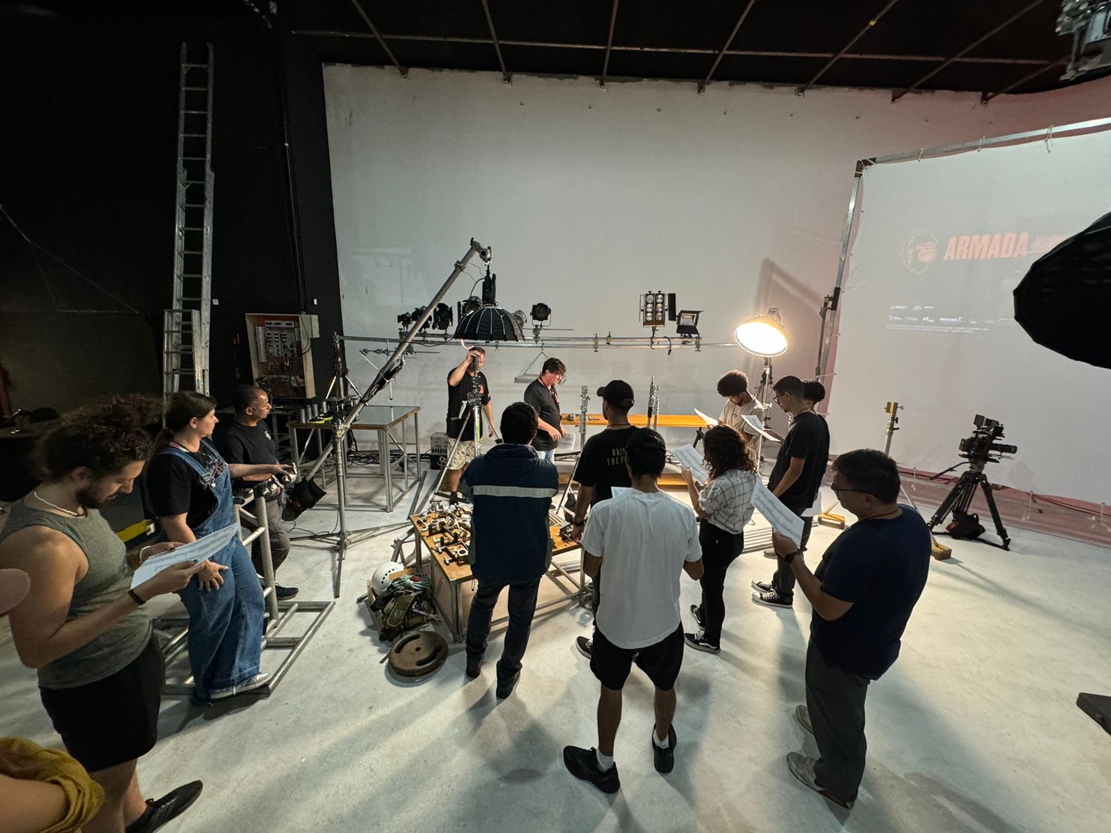 Ponta Grossa recebe curso gratuito de Elétrica Avançada para cinema, TV e publicidade