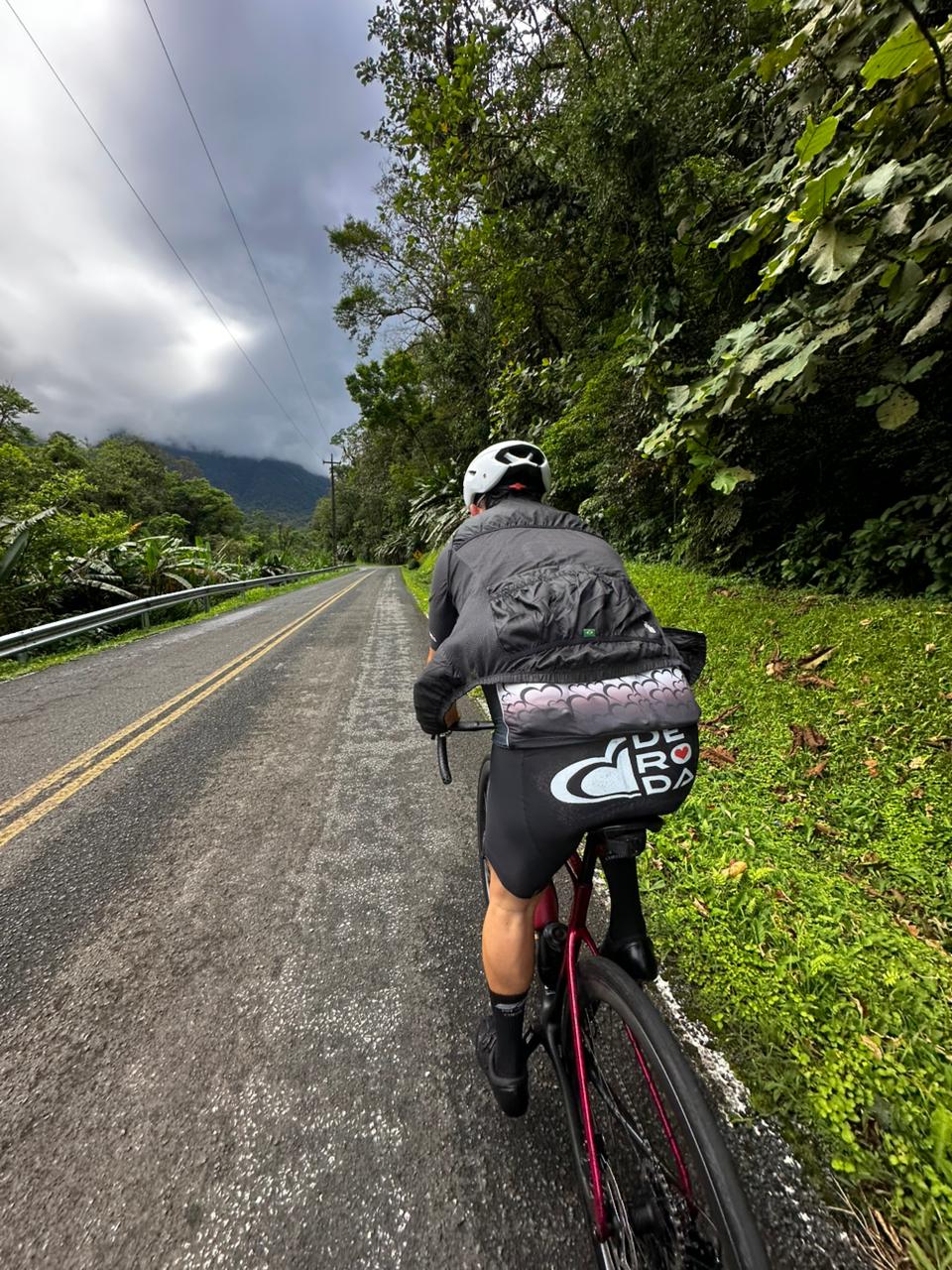 Dois eventos esportivos movimentam o litoral do Paraná neste fim de semana 