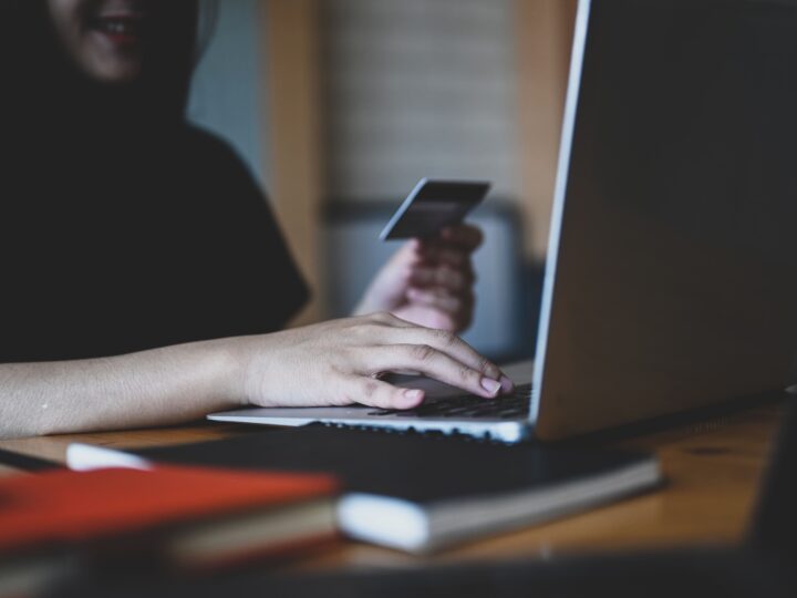 Black Fraude: você sabe se proteger na internet?