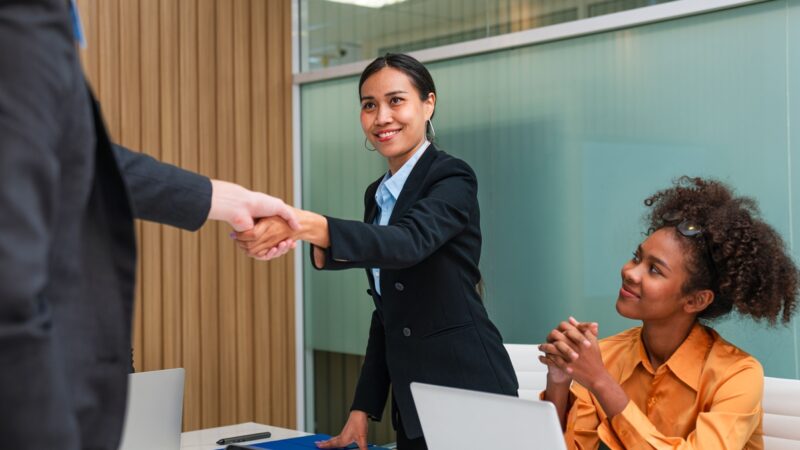 Empresas brasileiras esperam contratar no último trimestre