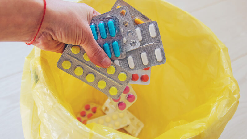 7 mitos e verdades sobre o descarte de medicamentos
