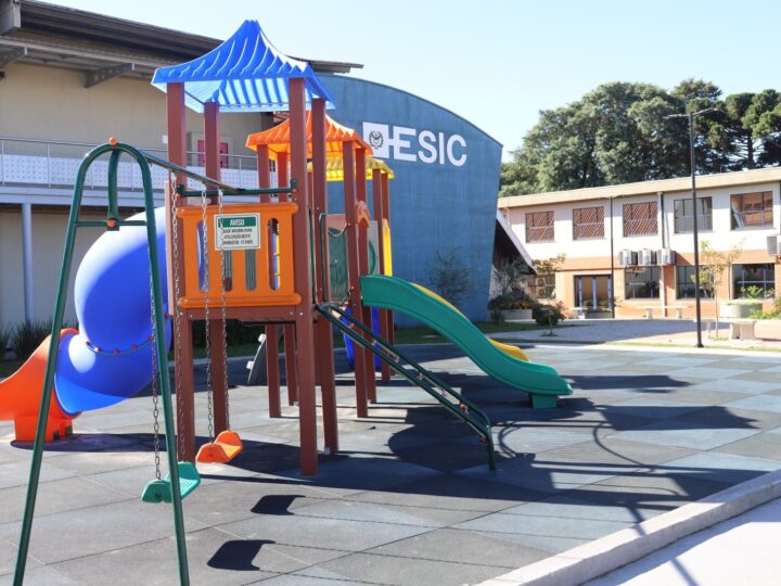 ESIC Internacional abre vagas para 2026 e reforça proposta de formação global do Ensino Fundamental à Graduação