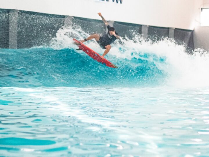 Adriano de Souza, o Mineirinho, celebra inovação da Surf Center e destaca experiência familiar no novo clube de Curitiba