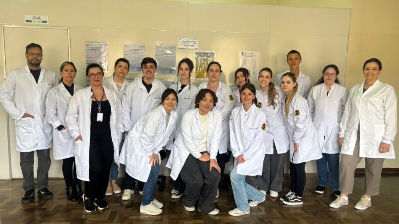 UniCuritiba leva estágio de Psicologia a hospital psiquiátrico pela primeira vez