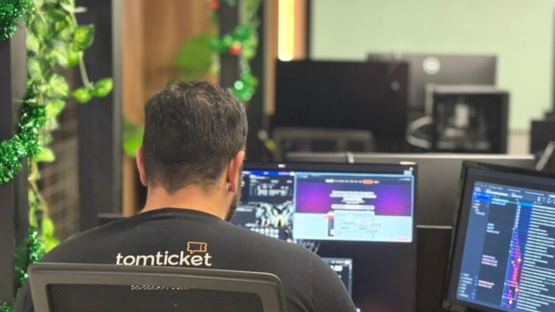 TomTicket avança em tecnologia e projeta crescimento em 2026
