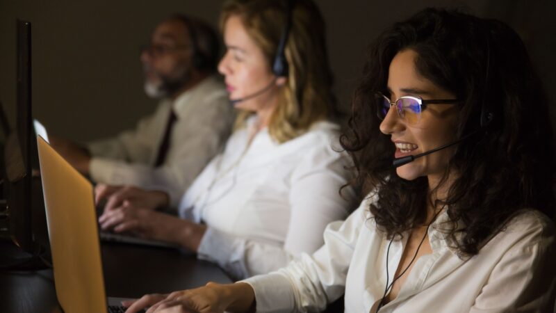 Setor de telesserviços amplia contratações no fim de ano, mas enfrenta escassez