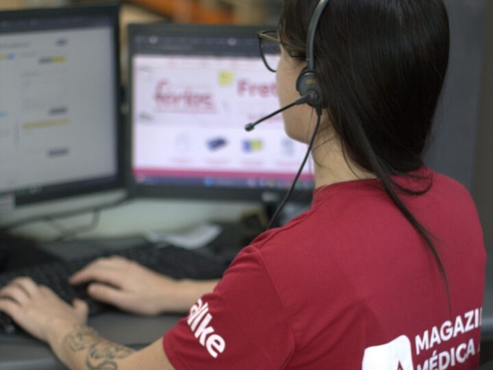 Atendimento digital combina tecnologia e recursos humanos