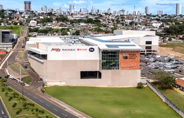 Maior shopping center da região, Plaza Campos Gerais é inaugurado