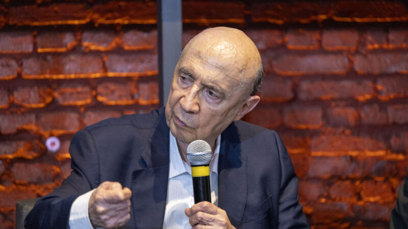 Pagos debate regulação e economia com ex-ministro