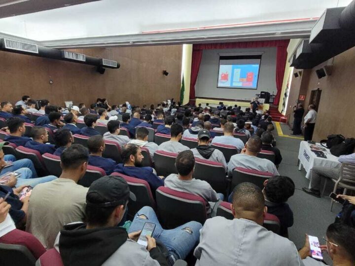 Empresa capacita mais de 20 mil profissionais na área de elétrica em 2025