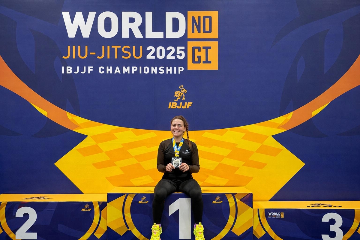 Gabriella Fernandes encerra 2025 entre as principais atletas do Jiu-Jitsu